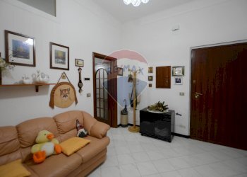 Soggiorno - Three-room apartment VIA AMALFI
 
3, Savona - photo 39