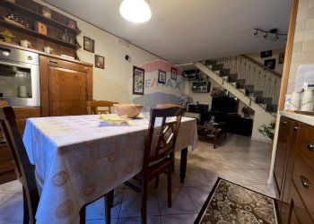 Sala da pranzo - Trilocale Torre Annunziata - foto 6