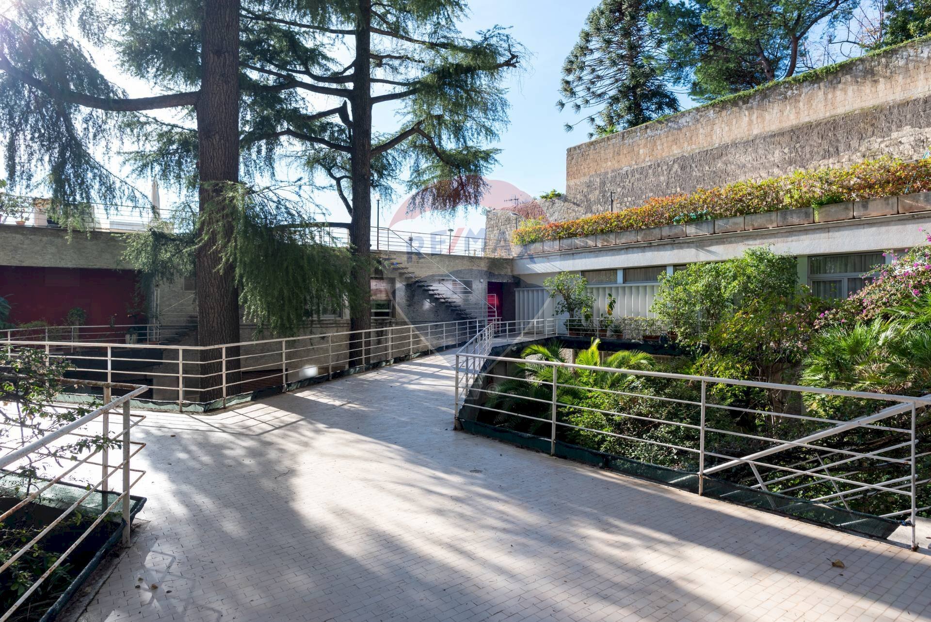 Edificio all\'aperto - Apartment Corso V.Emanuele
 
167, Napoli - photo 3