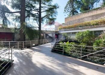 Edificio all\'aperto - Appartamento Corso V.Emanuele
 
167, Napoli - foto 3