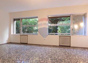 Stanza vuota - Appartamento Corso V.Emanuele
 
167, Napoli - foto 6