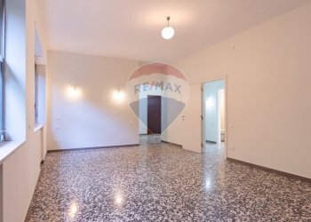 Stanza vuota - Appartamento Corso V.Emanuele
 
167, Napoli - foto 7