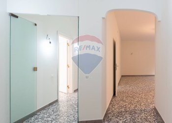 Hall / corridoio - Appartamento Corso V.Emanuele
 
167, Napoli - foto 14