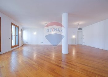 Stanza vuota - Trilocale Bergamo - foto 5