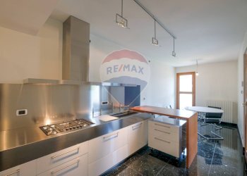 Cucina - Trilocale Bergamo - foto 8