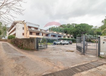 Edificio all\'aperto - Trilocale Costa degli Ulivi
 
83, Monte Argentario - foto 3