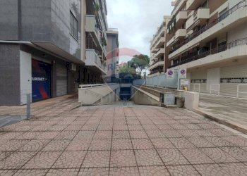 Edificio all\'aperto - Box Via Paolo Telesforo, Foggia - foto 1