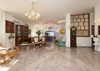 salone - Villa Località Defensola
 
snc, Vieste - foto 10