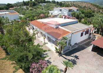 esterno - Villa Località Defensola
 
snc, Vieste - foto 32