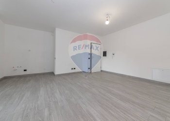 Stanza vuota - Three-room apartment Via Del Pergolato
139, Roma - photo 7