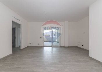 Stanza vuota - Three-room apartment Via Del Pergolato
139, Roma - photo 9