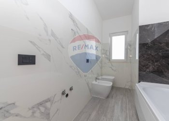Bagno - Three-room apartment Via Del Pergolato
139, Roma - photo 24
