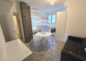 Sala da pranzo - Bilocale Via Civitali
 
47, Milano - foto 1