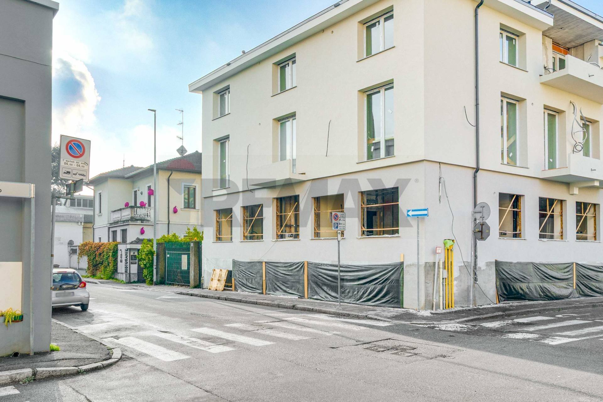 Edificio all\'aperto - Villa Bifamiliare Bellini
 
17, Busto Arsizio - foto 1