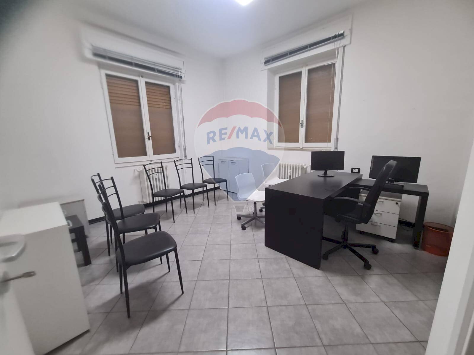 Ufficio - Commercial Premises Catullo
 
8, Busto Arsizio - photo 3