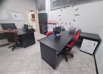 Ufficio - Commercial Premises Catullo
 
8, Busto Arsizio - photo 2