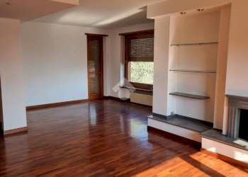 Apartment Via Costi, Pecetto Torinese - photo 2
