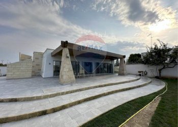 Casa all\'aperto - Villa viale delfino
 
snc, Melendugno - foto 1