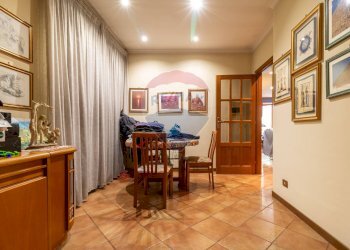 Sala da pranzo - Quadrilocale VIA F. ROSASPINA
 
54, Roma - foto 4