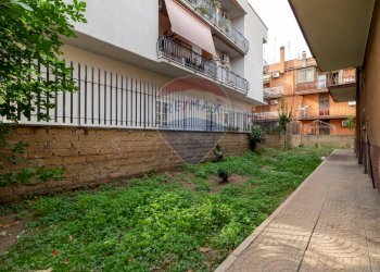 Edificio all\'aperto - Quadrilocale VIA F. ROSASPINA
 
54, Roma - foto 18