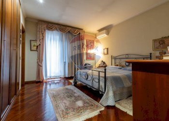 Camera / camera da letto - Quadrilocale VIA F. ROSASPINA
 
54, Roma - foto 23