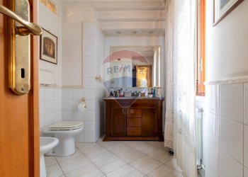 Bagno - Quadrilocale VIA F. ROSASPINA
 
54, Roma - foto 27