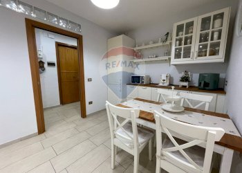 Sala da pranzo - Appartamento Via Pietro Castellino
 
115, Napoli - foto 5