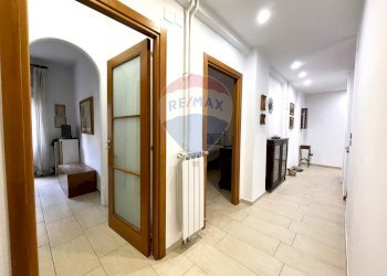 Hall / corridoio - Appartamento Via Pietro Castellino
 
115, Napoli - foto 19