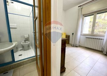 Bagno - Appartamento Via Pietro Castellino
 
115, Napoli - foto 28