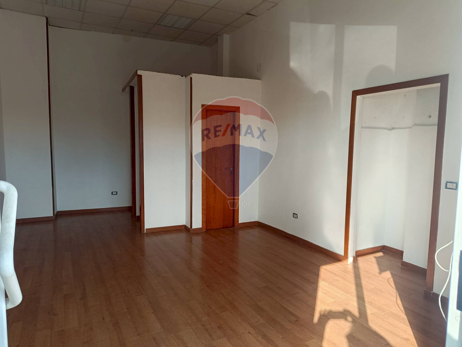 Stanza vuota - Locale Commerciale Corso Vittorio Emanuele
146, Napoli - foto 2