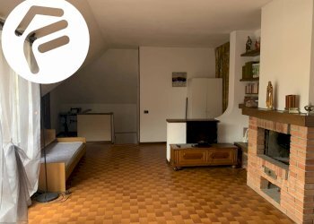 salotto - Apartment Viale Roma
 
77, Massa - photo 12