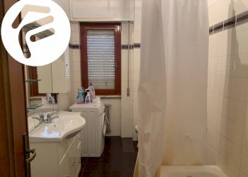 bagno - Apartment Viale Roma
 
77, Massa - photo 13