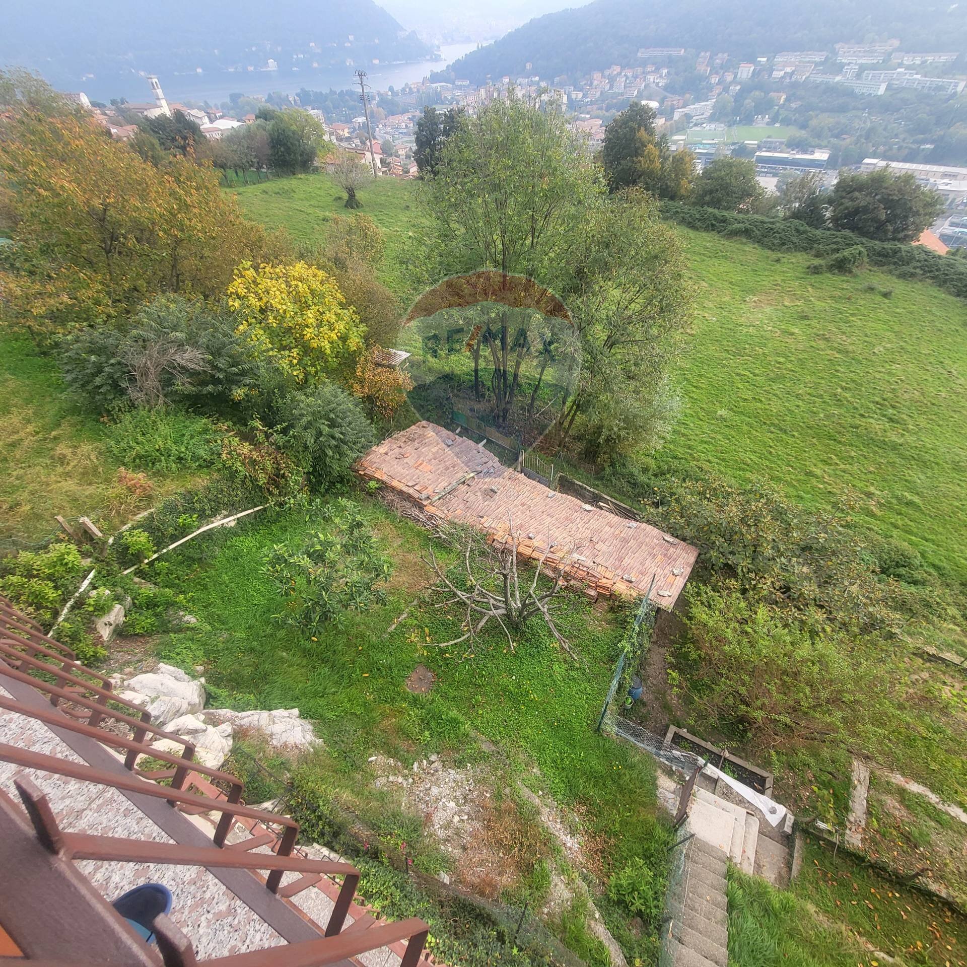 Vista delle montagne - Trilocale via vittorio emanuele II
 
65, Cernobbio - foto 3