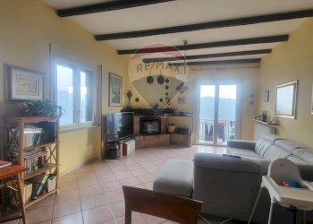 Soggiorno - Trilocale via vittorio emanuele II
 
65, Cernobbio - foto 5