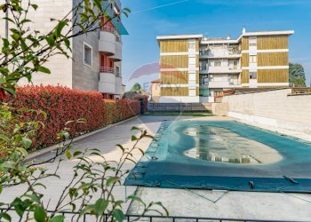 Piscina - Appartamento via Vecchia per Ceriano
 
20, Saronno - foto 11