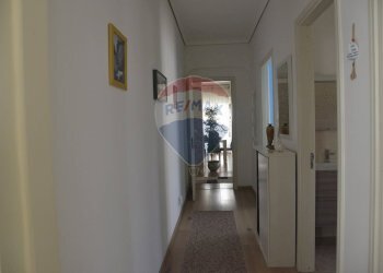 Hall / corridoio - Appartamento via Rossini
 
87, Santa Croce Camerina - foto 5