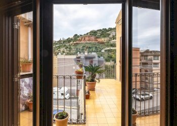 Balcone - Quadrilocale Via Calamezzana
 
1, Modica - foto 10