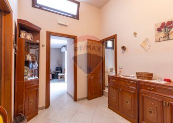 Hall / corridoio - Quadrilocale Via Calamezzana
 
1, Modica - foto 14