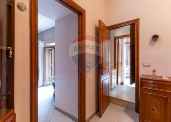 Hall / corridoio - Quadrilocale Via Calamezzana
 
1, Modica - foto 19