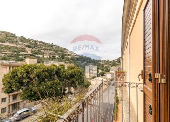 Balcone - Quadrilocale Via Calamezzana
 
1, Modica - foto 30