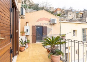 Terrazza - Quadrilocale Via Calamezzana
 
1, Modica - foto 35