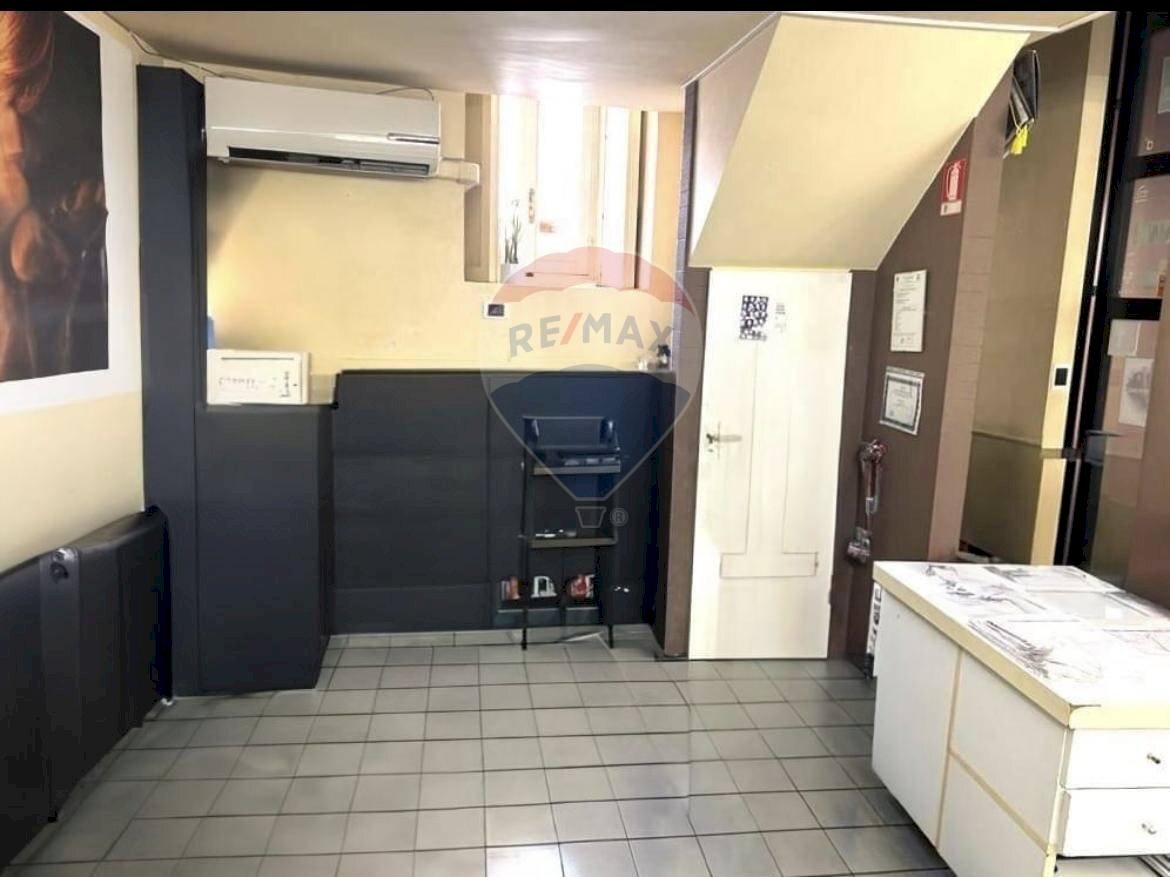 Cucina - Locale Commerciale CORSO REGINA ELENA
 
74, Modica - foto 2