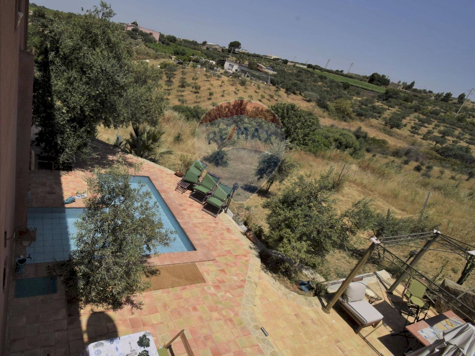 Piscina - Villa Contrada Cavarretto
 
SNC, Menfi - photo 3