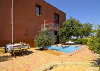 Piscina - Villa Contrada Cavarretto
 
SNC, Menfi - foto 2