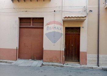 Edificio all\'aperto - Appartamento VIA ROMA
 
68-70, Partinico - foto 1