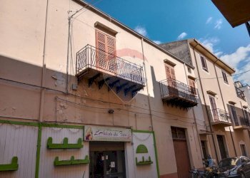 Edificio all\'aperto - Appartamento VIA ROMA
 
68-70, Partinico - foto 5