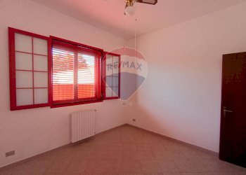 Stanza vuota - Villa Brindisi - foto 14