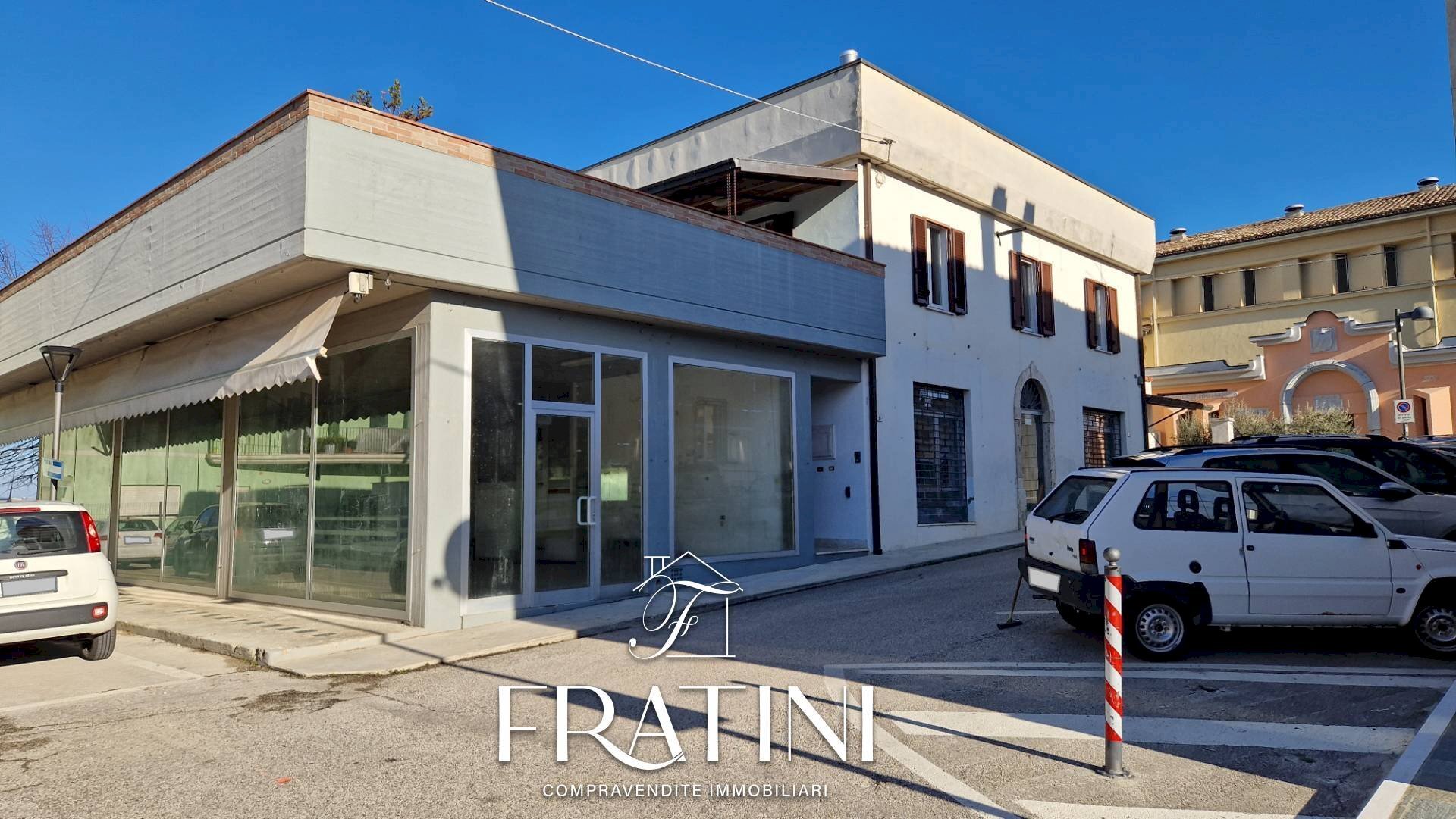 Foto 2 - Commercial Premises VIA MARCONI
8, Ancarano - photo 2