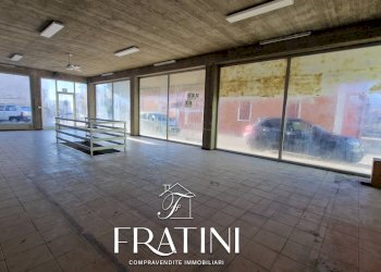 Foto 6 - Commercial Premises VIA MARCONI
 
8, Ancarano - photo 6