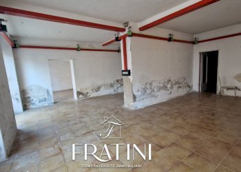 Foto 10 - Commercial Premises VIA MARCONI
 
8, Ancarano - photo 10